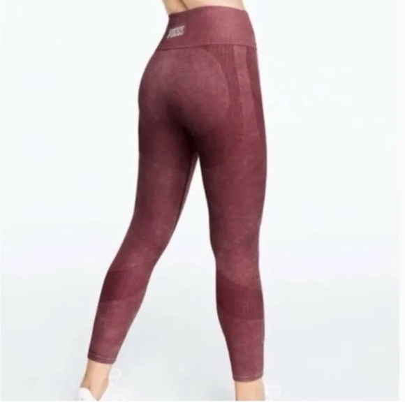 Victoria's Secret PINK SEAMLESS LEGGINGS & LIGHTLY LINED GYM RACERBACK SET - Picture 12 of 16